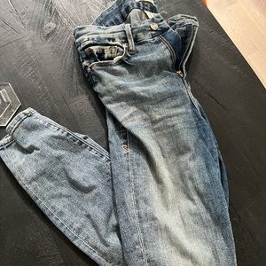 Good American Good Legs Skinny Jeans